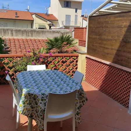 Sea Breeze * Viareggio